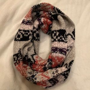 American Eagle Knit Infinity Scarf